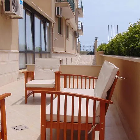 Liberty 아파트호텔 프리모르스코