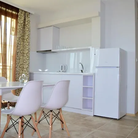 Liberty Aparthotel 3*